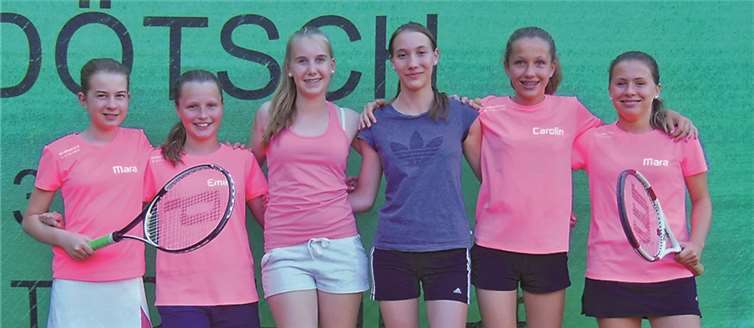 Die Mannschaft der U15 beim ersten Spieltag (von links): Mara Kux, Emely Häusler, Maja Kleboth, Nathalie Meyer, Carolin Flöck und Mara Frank.privat