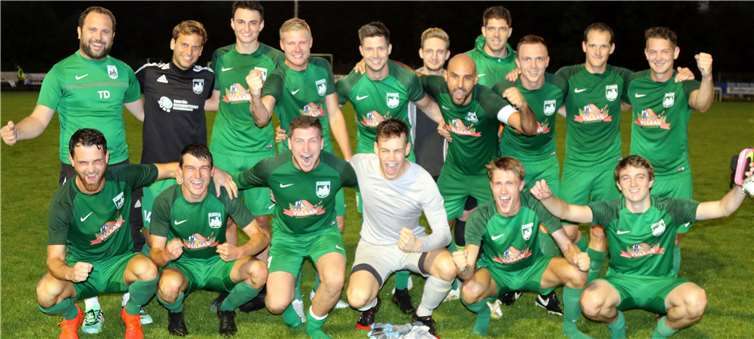 Die Mannschaft des SV Oberzissen.Foto: Claus Deptalla