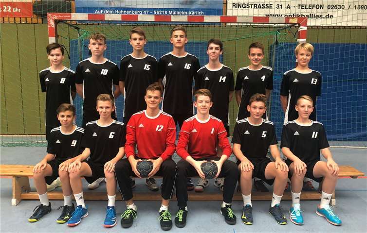 Die Mannschaft freute sich über den Heimsieg und die damit verbundene Eroberung der Tabellenspitze. Foto: privat