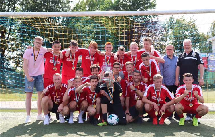 Die Mannschaft nach dem Pokalsieg.Foto: privat