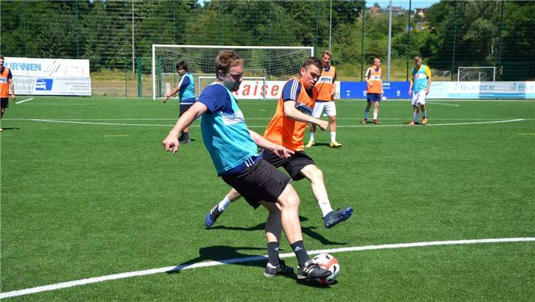 Die Mannschaften sind mit viel Elan bei der Sache. privat