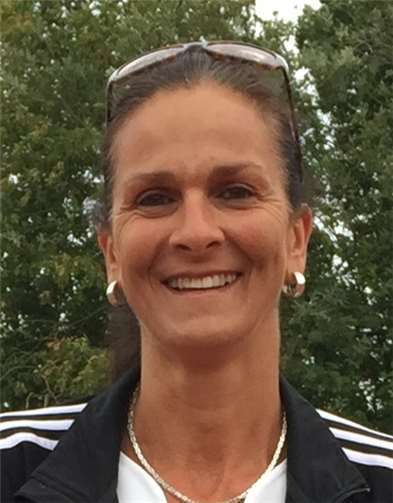 Die Mannschaftsführerin Martina Maeker freut sich über die geschlossene Mannschaftsleistung.