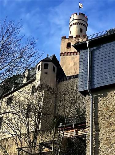 Die Marksburg war Ort der Spendenübergabe.