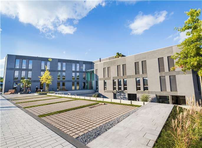 Die Massivhaus Mittelrhein GmbH wurde als offizieller Ökoprofit-Betrieb ausgezeichnet. Foto: privat