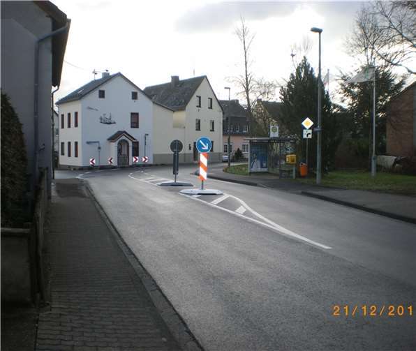 Die Maßnahme erhöht die Sicherheit für die Fußgänger an dieser Stelle..Privat