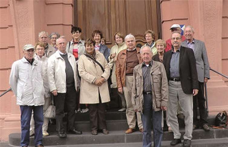 Die Mayener CDA vor dem Landtag in Mainz. privat