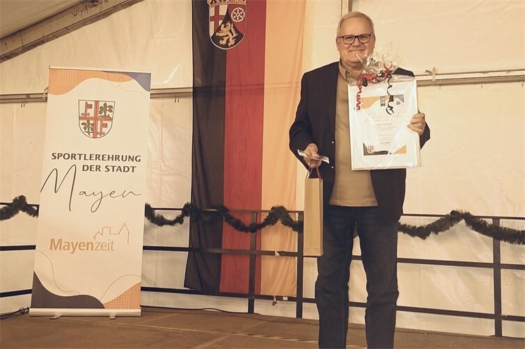 Die „Mayener Persönlichkeit des Sports 2026“ Rolf Werner, Ehrenvorsitzender des Automobil-Club 1927 Mayen e.V. im ADAC.
