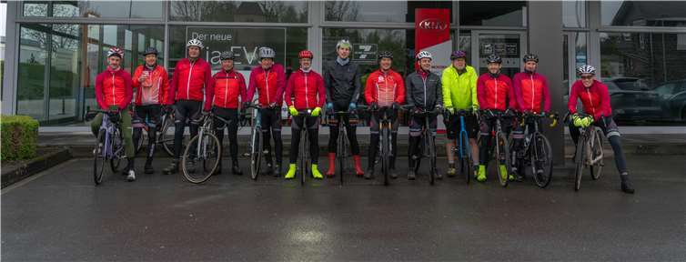 Die Mayener Radsportler starten zu ihrer Saisoneröffnungsfahrt an Karfreitag.  Foto: Martin Schäfer