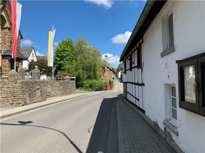 Die Mayener Straße in Ramersbach.  Foto: ROB