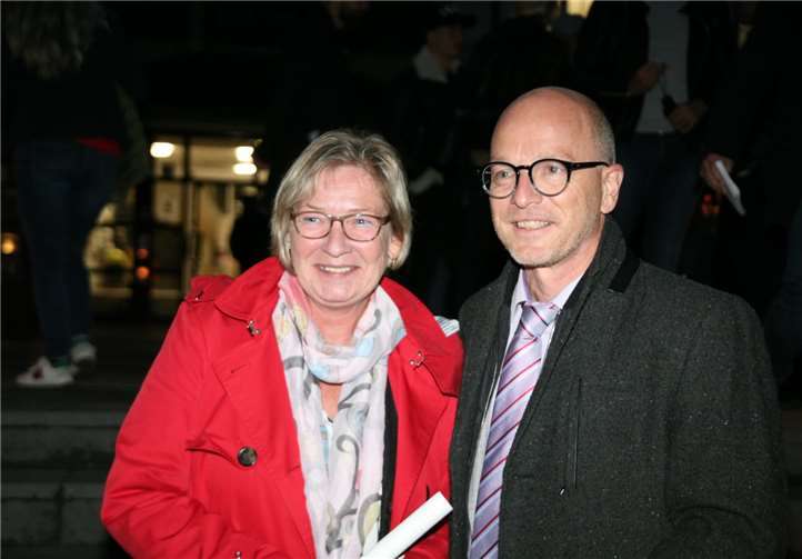 Die Mayener sprachen sich für Dirk Meid als neuen OB aus. Fotos: privat