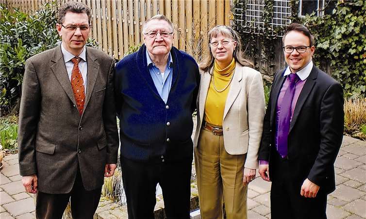 Die Meckenheimer CDU-Partei- und Fraktionsspitze gratulierte Peter Kohlhaas (2. v. l.) zu seinem 80. Geburtstag. privat