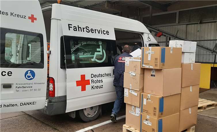 Die Medi – Center Mittelrhein GmbH spendete Pflegehilfsmittel für einen guten Zweck.Foto: Privat