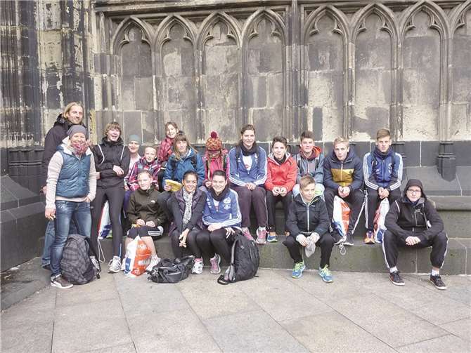Die Megina-Marathonis Staffelmannschaften sind abermals in Köln an den Start gegangen. privat