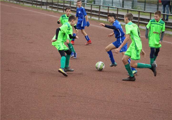 Die Mendiger Defensive im Dauereinsatz.Foto: privat