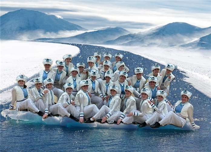 Die Meninas mit ihrem neuen Showtanz: Eiskalt und Bärenstark – Wir brechen jedes Eis!  Foto: Archiv / RASCH