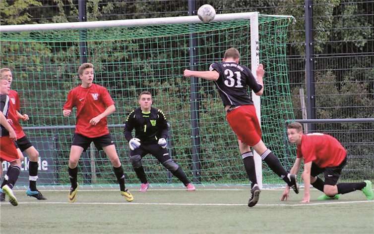 Die Merler im Spiel gegen den VfL Rheinbach.privat