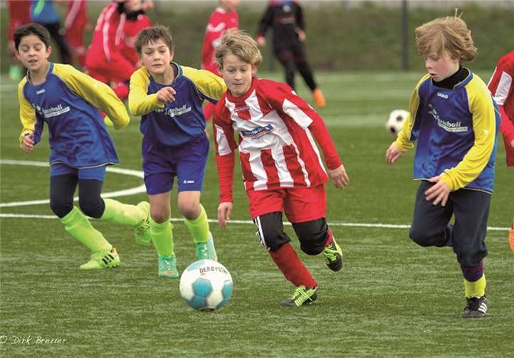 Die Merler trafen auf die Blau-Gelben aus Ippendorf. privat