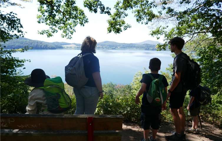 Die Meute besuchte u.a. den Laacher See. Fotos: privat