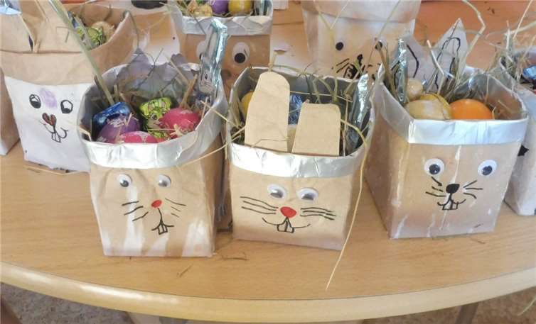 Die Milchtüten-Osternester mit der Überraschungsfüllung.