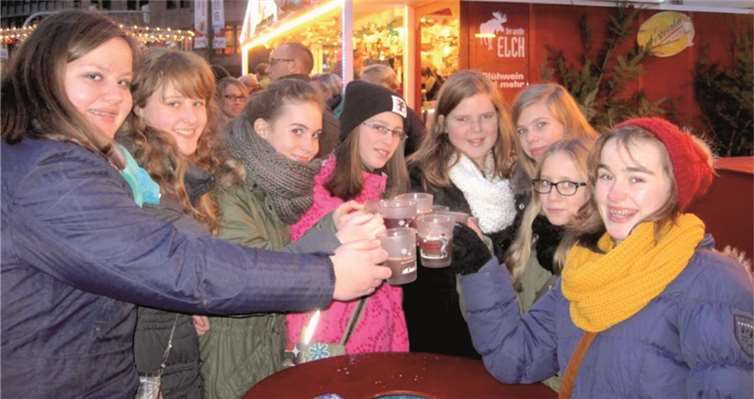 Die Mini-Möhnen erlebten einen schönen Tag auf dem Koblenzer Weihnachtsmarkt. privat