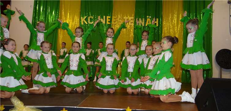 Die Minifunken eröffneten traditionsgemäß mit ihrem Tanz die Sitzung. privat