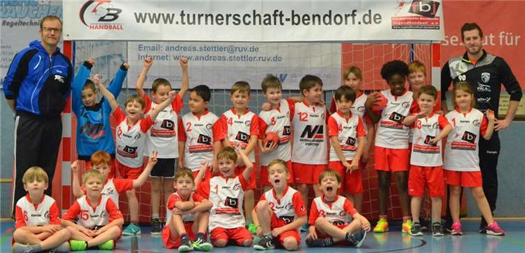 Die Minis der TSB waren mit großer Freude beim Spielfest in der WRG-Arena im Einsatz. Foto: privat