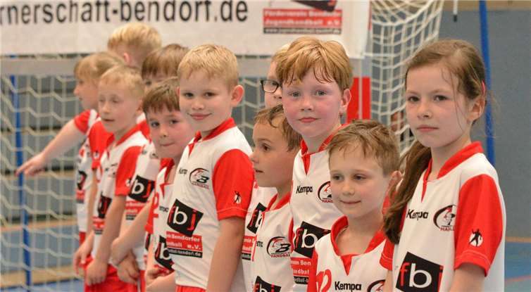 Die Minis der TSB waren unermüdlich beim Minispielfest in Bendorf. privat