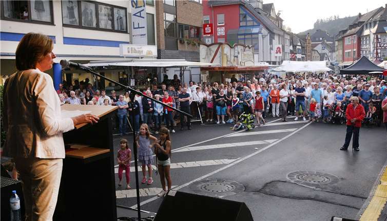 Die Ministerpräsidentin zog alle in ihren Bann.