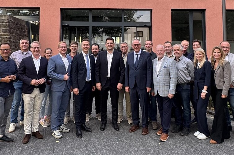 Die Mitglieder der CDU-Stadtratsfraktion Bad Neuenahr-Ahrweiler gratulieren Jan Ritter zu seiner Wahl zum Ersten Beigeordneten und freuen sich auf die künftige Zusammenarbeit.