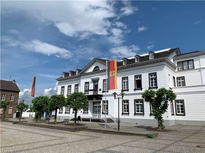 Die Mitglieder der Feuerwehr sind enttäuscht über die Entscheidungen der Politik. Nun erklären die Stadtratsmitglieder ihren Standpunkt.  Foto: ROB