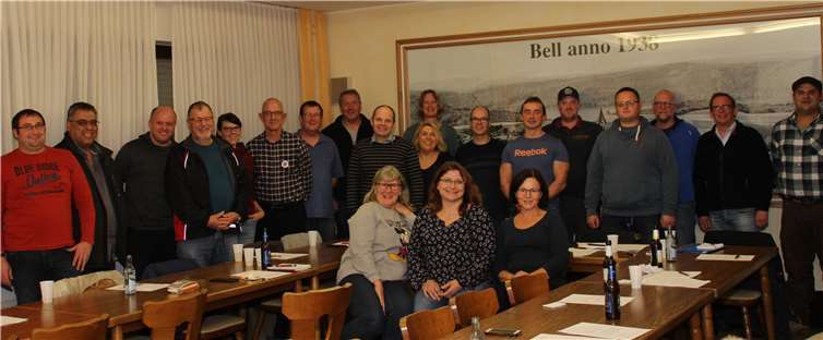 Die Mitglieder der Freien Wählergruppe Zepp mit Stefan Zepp (Mitte, vordere Reihe). privat