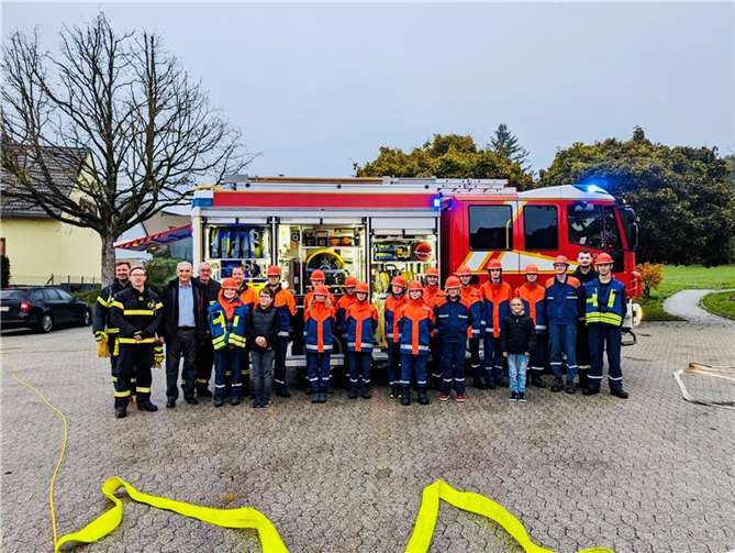 Die Mitglieder der Jugendfeuerwehr Andernach bewiesen einmal mehr, dass ihre Ausbildung sie hervorragend auf den aktiven Dienst vorbereitet, den sie ab einem Alter von 16 Jahren antreten können. Fotos: privat