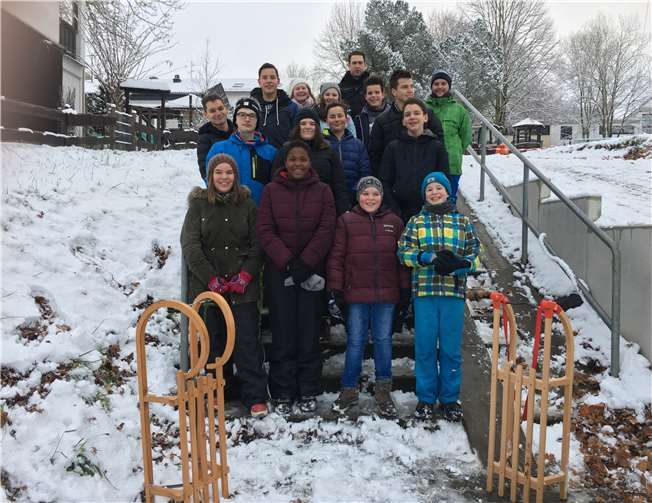 Die Mitglieder der Jugendfeuerwehr Dieblich bei der gelungenen Weihnachtsfeier. privat
