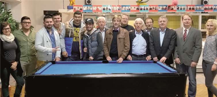 Die Mitglieder der SPD-Kreistagsfraktion informierten sich im Remagener Jugendbahnhof über Entwicklung und Angebote der Einrichtung. privat