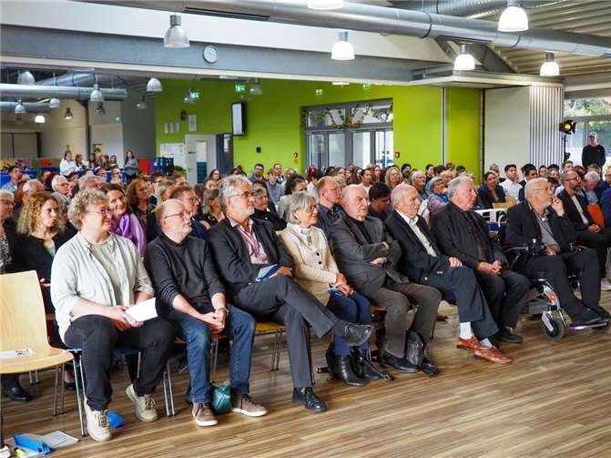 Die Mitglieder der Schulleitung der letzten 50 Jahre. Fotos: GiK