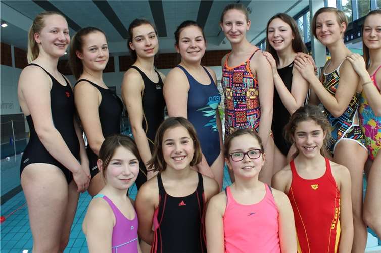 Die Mitglieder der drei Staffeln „Wilde Wellenkämpfer“, „Biestige Biester“ und „Nemos Friends“.