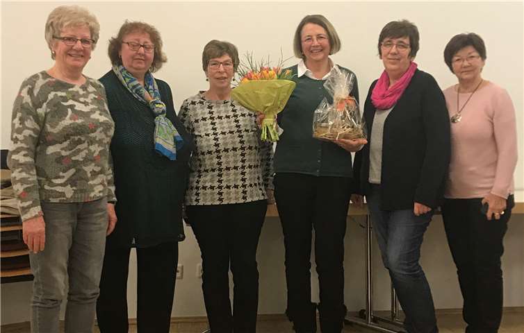 Die Mitglieder der kfd Vettelschoß haben ein neues Leitungsteam gewählt und ihre langjährige erste Vorsitzende verabschiedet. Foto: privat