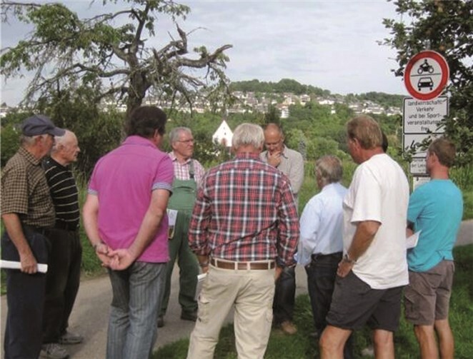 Die Mitglieder des Bauern- und Gartenbauvereins folgten dem informativen Vortrag gespannt.privat