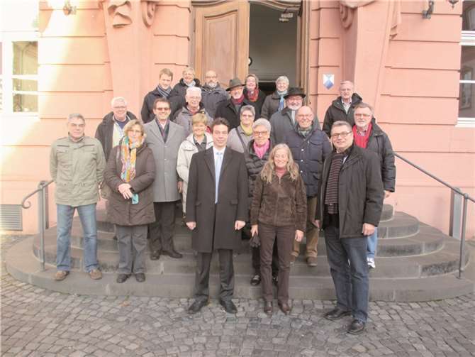 Die Mitglieder des CDU-Ortsverbandes Wallersheim vor dem Mainzer Landtag. Privat
