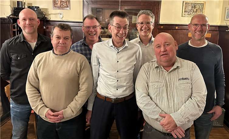 Die Mitglieder des FV Engers haben ihren neuen Vorstand für die kommenden beiden Jahre gewählt.  Foto: FV Engers