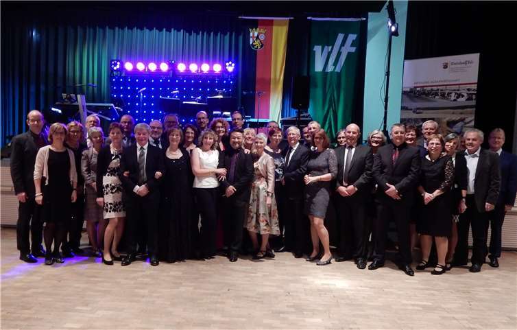 Die Mitglieder des Freizeit-Sport-Clubs der Bundeswehr Mayen-Mendig freuten sich über einen gelungenen Start in das neue Tanzjahr.Foto: privat