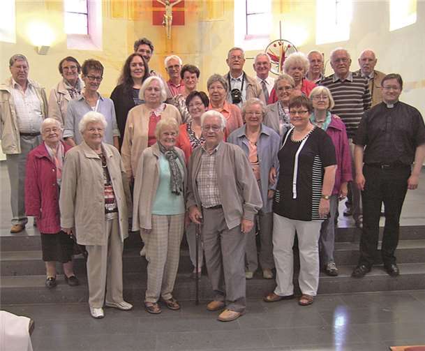 Die Mitglieder des Kirchenchors Cäcilia Irlich verbrachten einen schönen Tag an der Mosel.privat