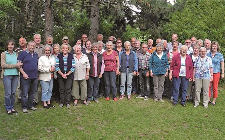 Die Mitglieder des MGV 1846 Rheinbach e.V. verabschieden sich in die Sommerpause. privat