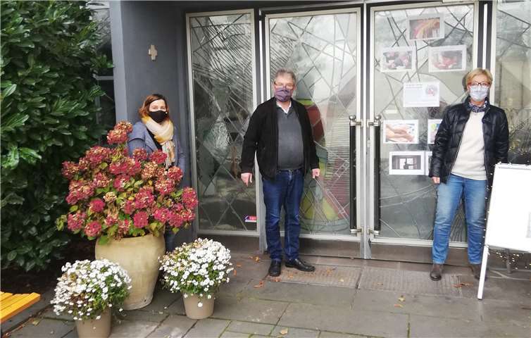 Die Mitglieder des Pfarreienrates freuen sich über die Eröffnung des Martinsweges. Foto: privat