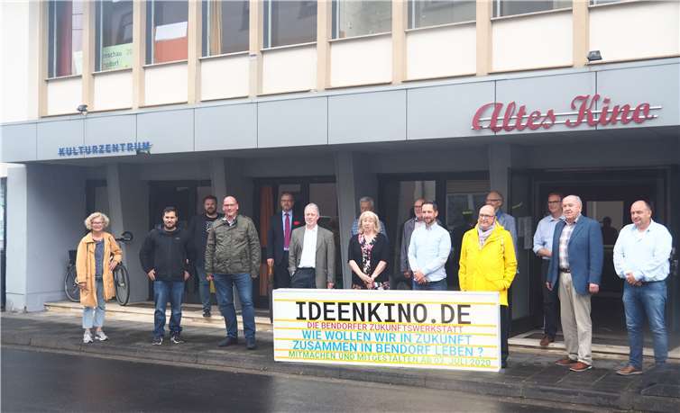 Die Mitglieder des Stadtentwicklungsausschusses besichtigten das Ideenkino in der Poststraße. Fotos: Stadt Bendorf
