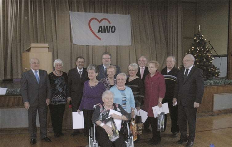 Die Mitglieder erhielten ihre Auszeichnungen durch den Bezirksverband Rheinland. Privat