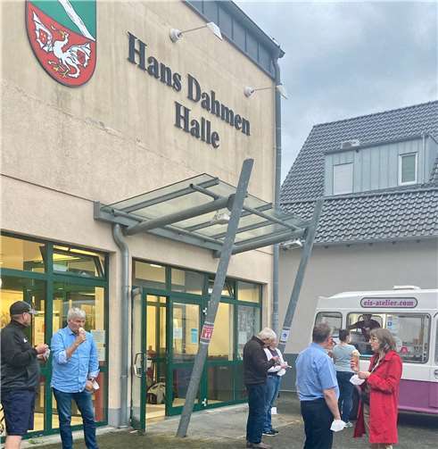 Die Mitglieder freuten sich über das Eis. Foto: privat