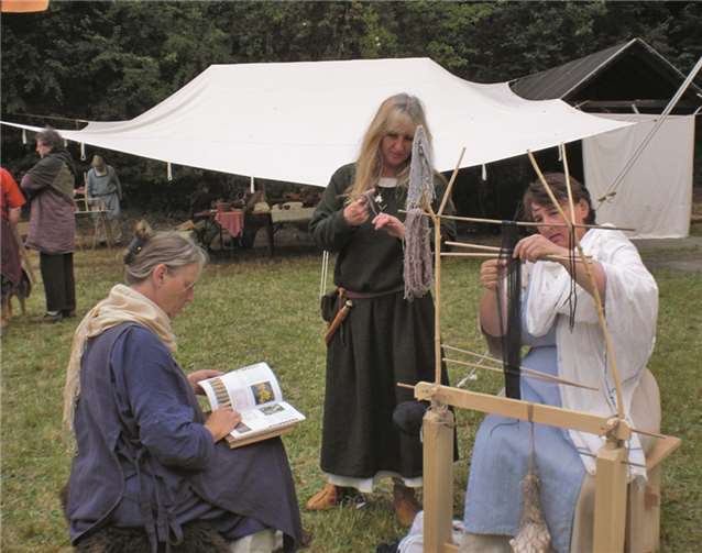 Die Mitglieder hatten viel Spaß beim Sprangweben.privat