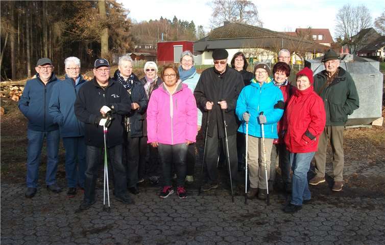 Die Mitglieder schlossen die Saison mit der Adventswanderung erfolgreich ab. Privat