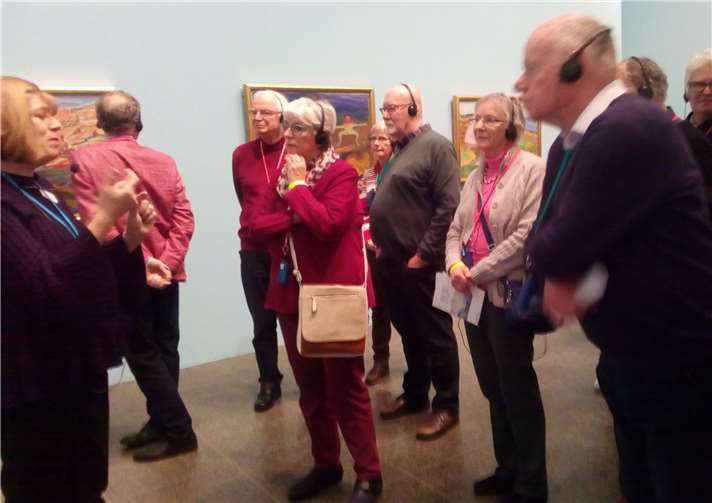 Die Mitglieder wurden von einer Mitarbeiterin des Museums durch die Ausstellung geführt. Foto: privat